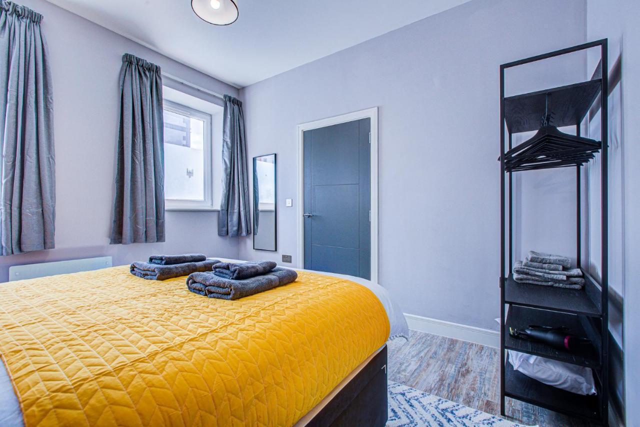 Spacious And Modern 1 Bed 1 Bath Apartment In The Heart Of Истбурн Экстерьер фото