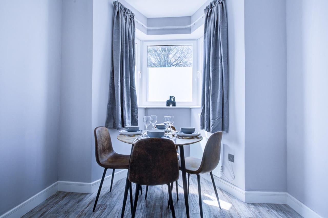 Spacious And Modern 1 Bed 1 Bath Apartment In The Heart Of Истбурн Экстерьер фото